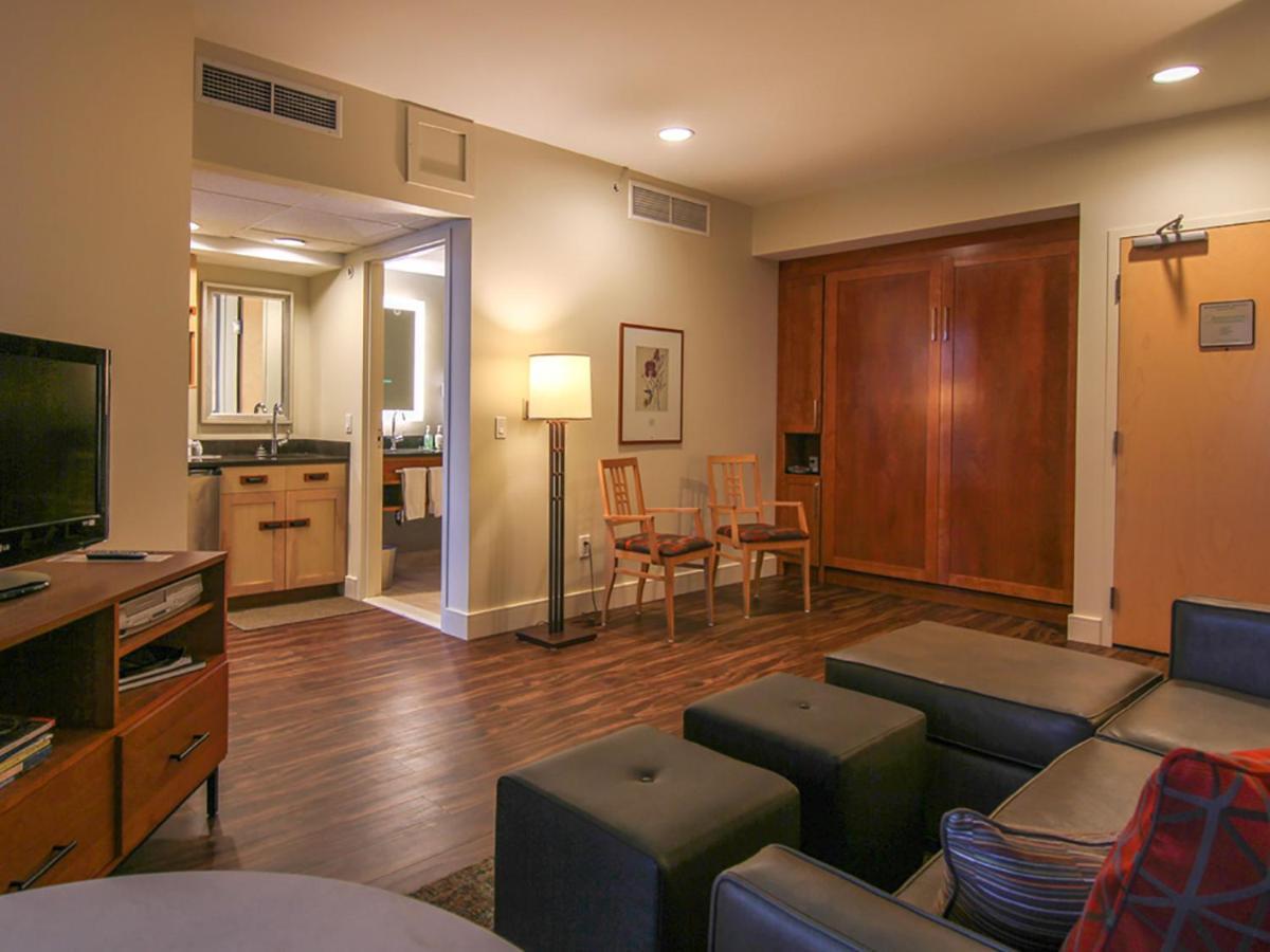Crystal Mountain Hotel Thompsonville ภายนอก รูปภาพ