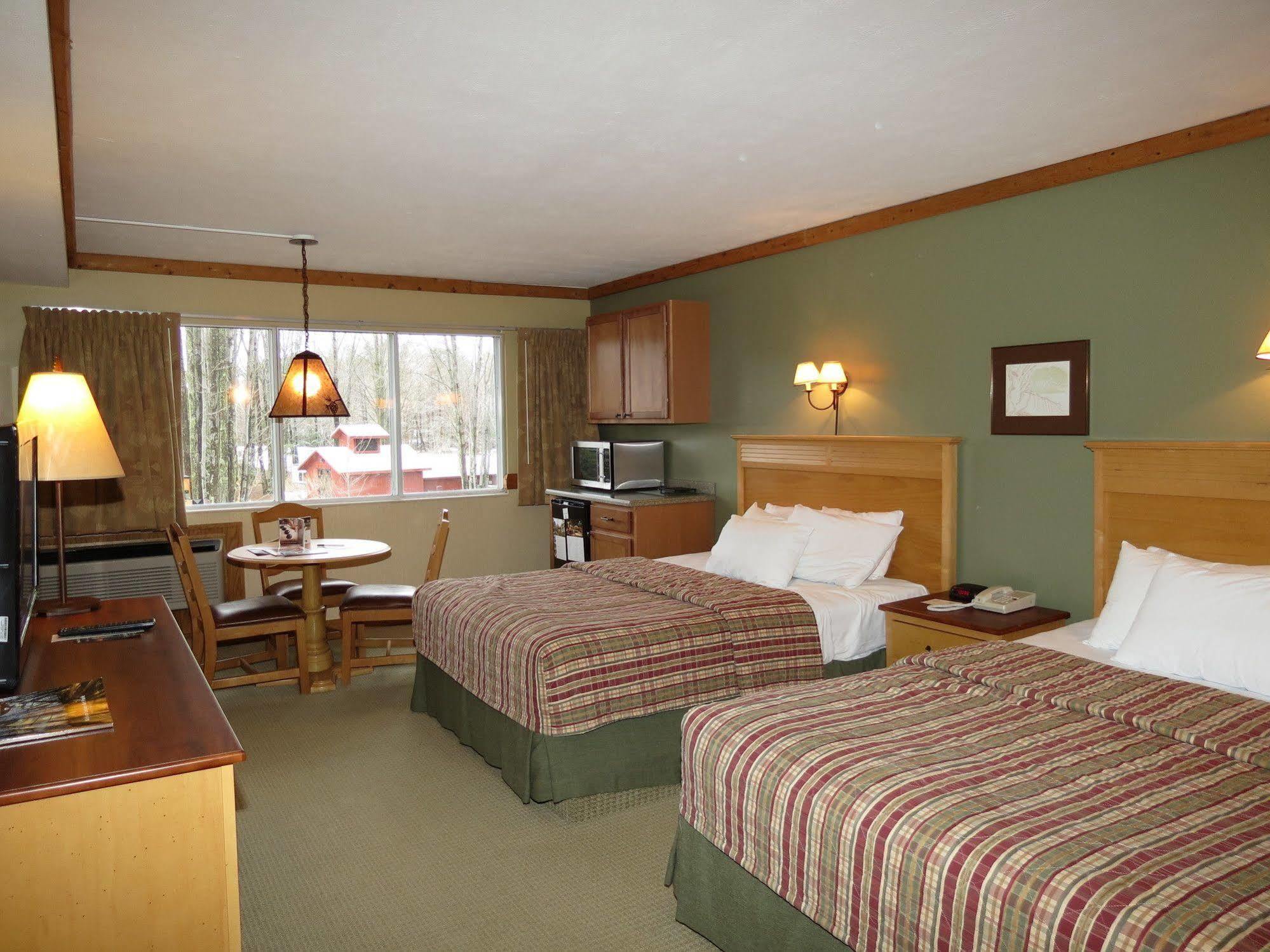 Crystal Mountain Hotel Thompsonville ภายนอก รูปภาพ