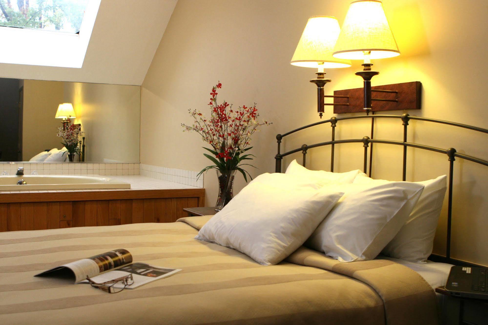 Crystal Mountain Hotel Thompsonville ภายนอก รูปภาพ